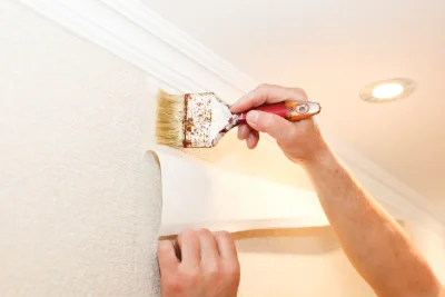 Pose de papier peint à Hailles — revêtements muraux et toiles de verre